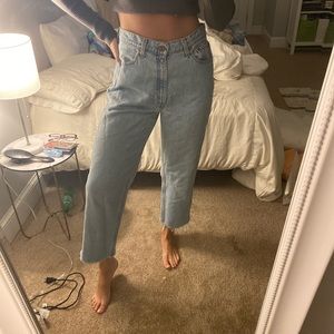 Levi’s baggy cut off jeans